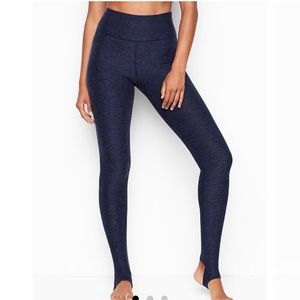 VS Stirrup leggings